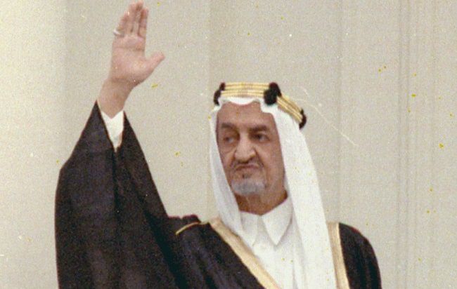 اكثر 10 قصص مخزية حول عائلة آل سعود