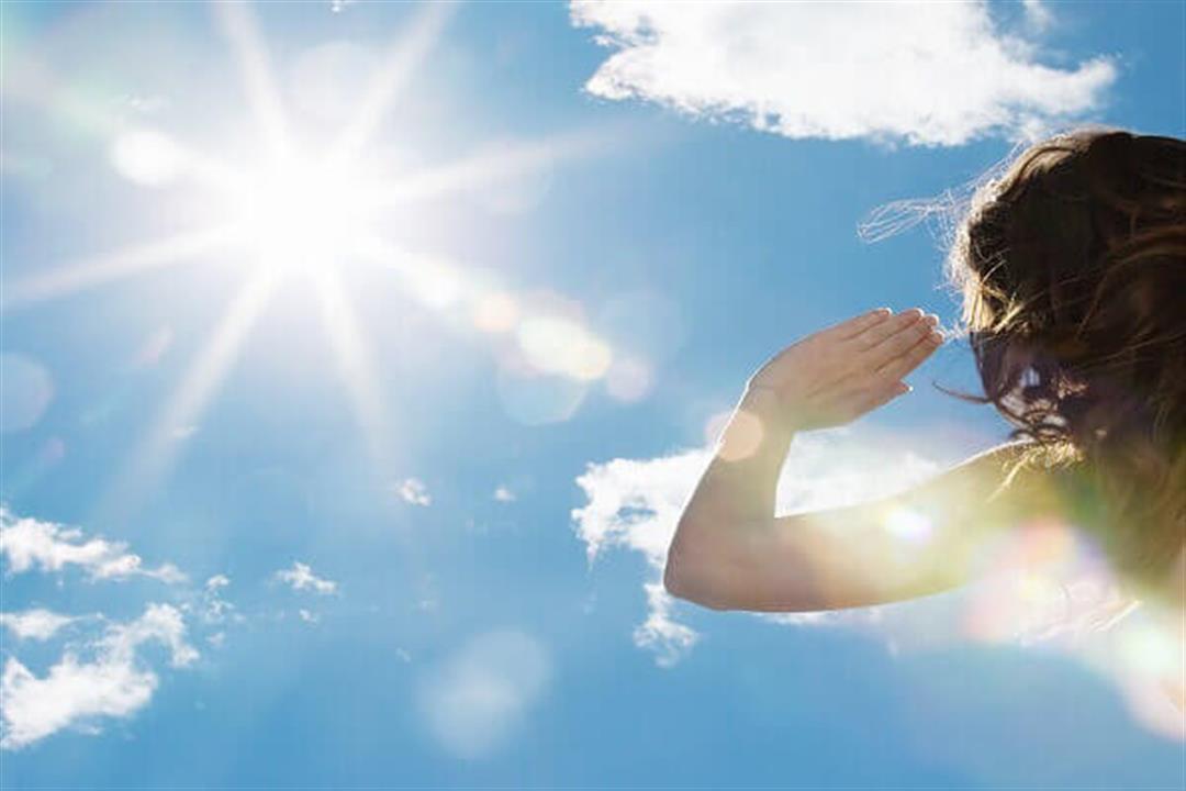 عشر مخاطر وأضرار التعرض لأشعة الشمس لساعات طويلة